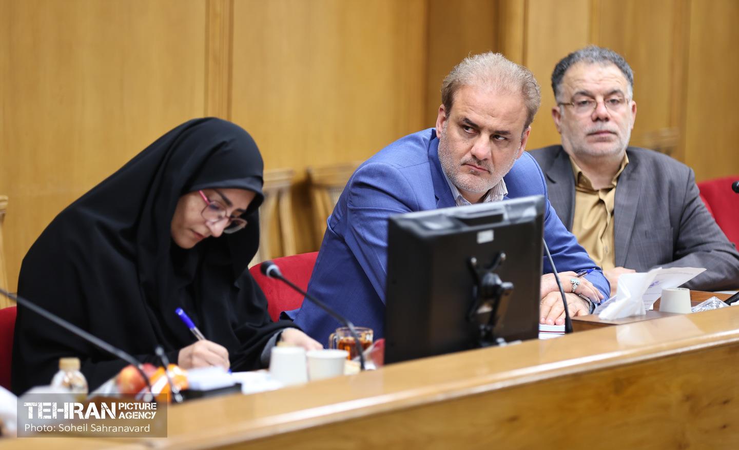 جلسه بررسی طرح‌های ساماندهی کودکان کار و معتادان متجاهر