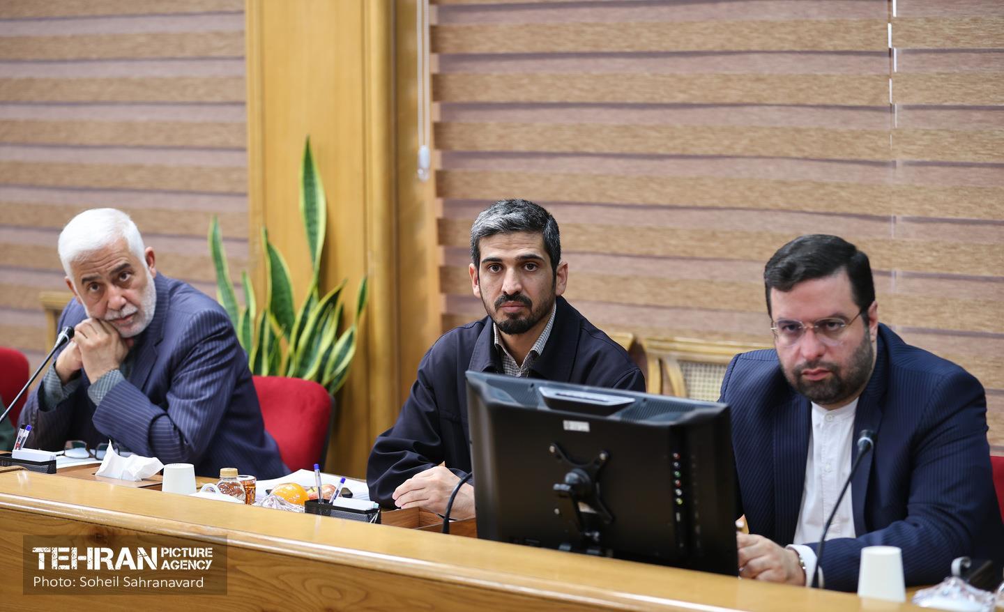 جلسه بررسی طرح‌های ساماندهی کودکان کار و معتادان متجاهر