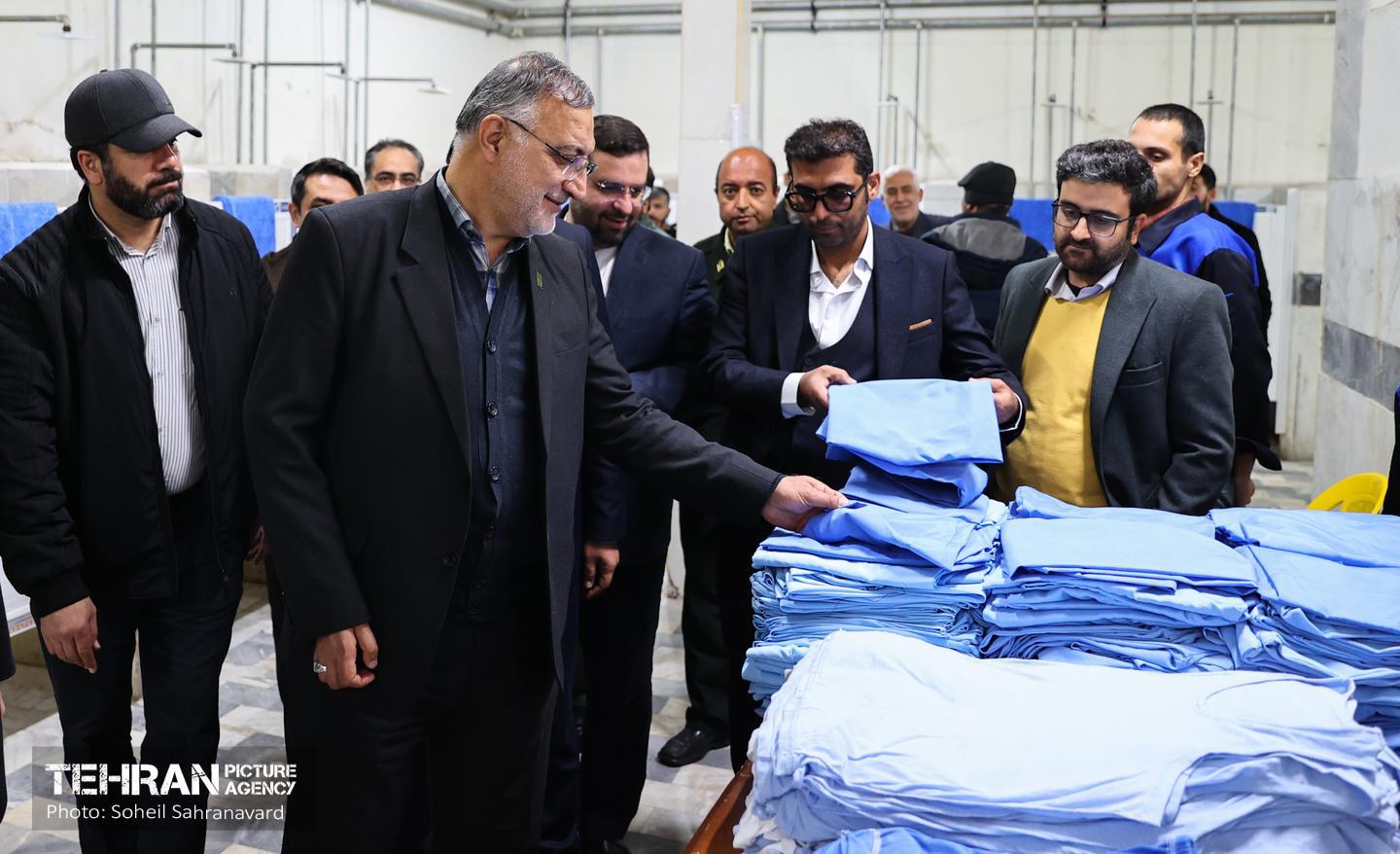 بازدید شهردار تهران از مراکز درمان معتادان متجاهر