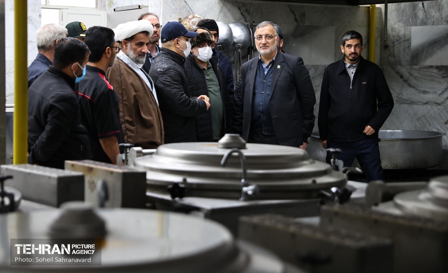 بازدید شهردار تهران از مراکز درمان معتادان متجاهر